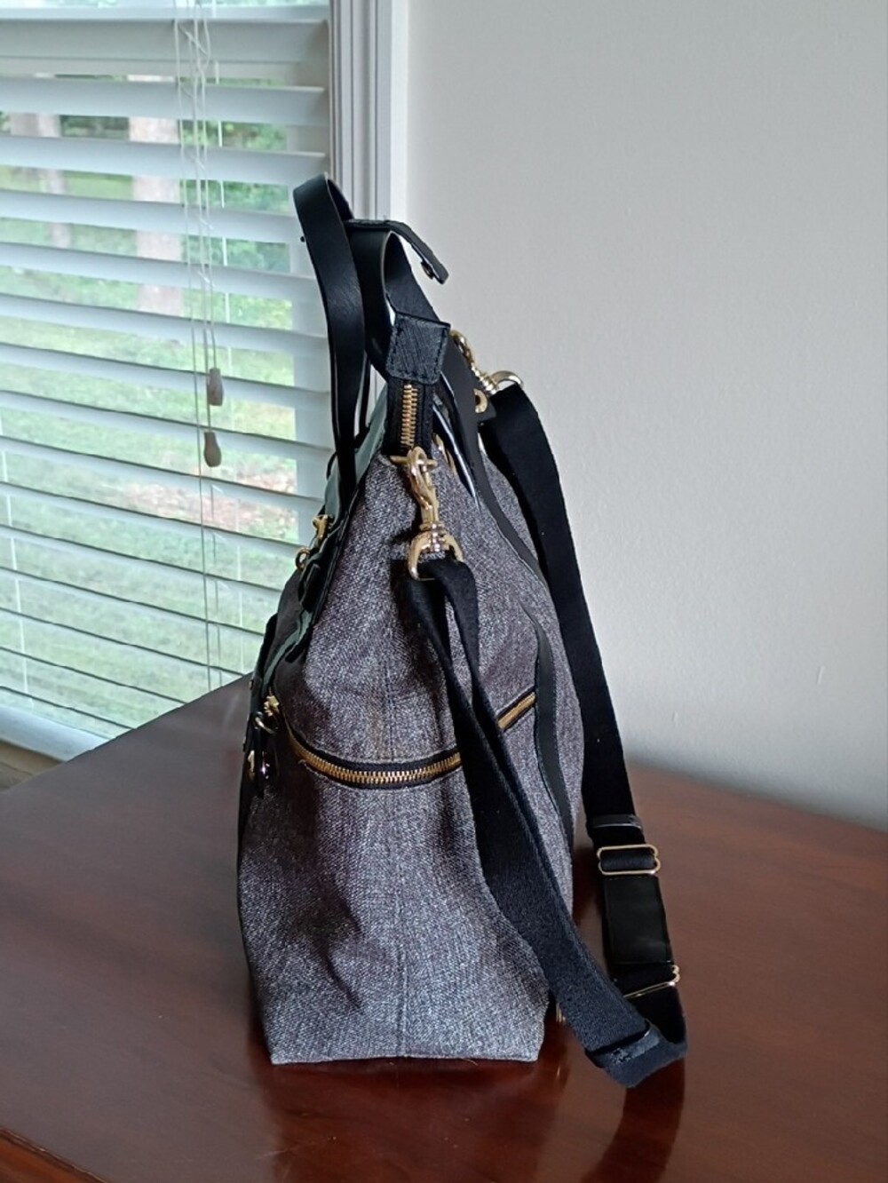 Henri Bendel Lg Jettsetter Canvas Tote with Black Trim and Gold Hardware - Picture 5 of 12